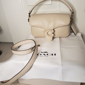 Coach Pillow Tabby 18